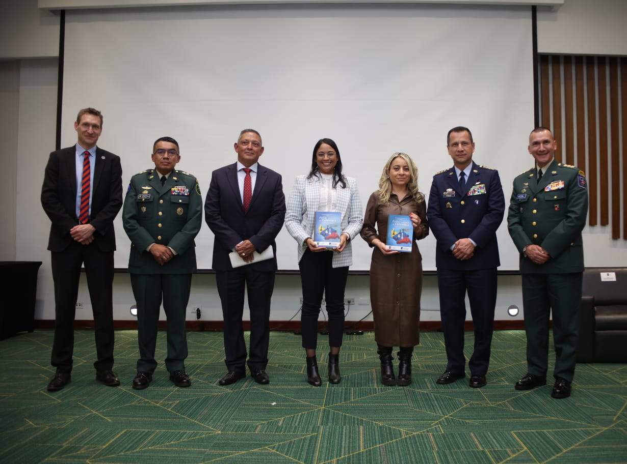 Publicación del libro Poder Nacional de Colombia: “La seguridad multidimensional frente a amenazas y desafíos”