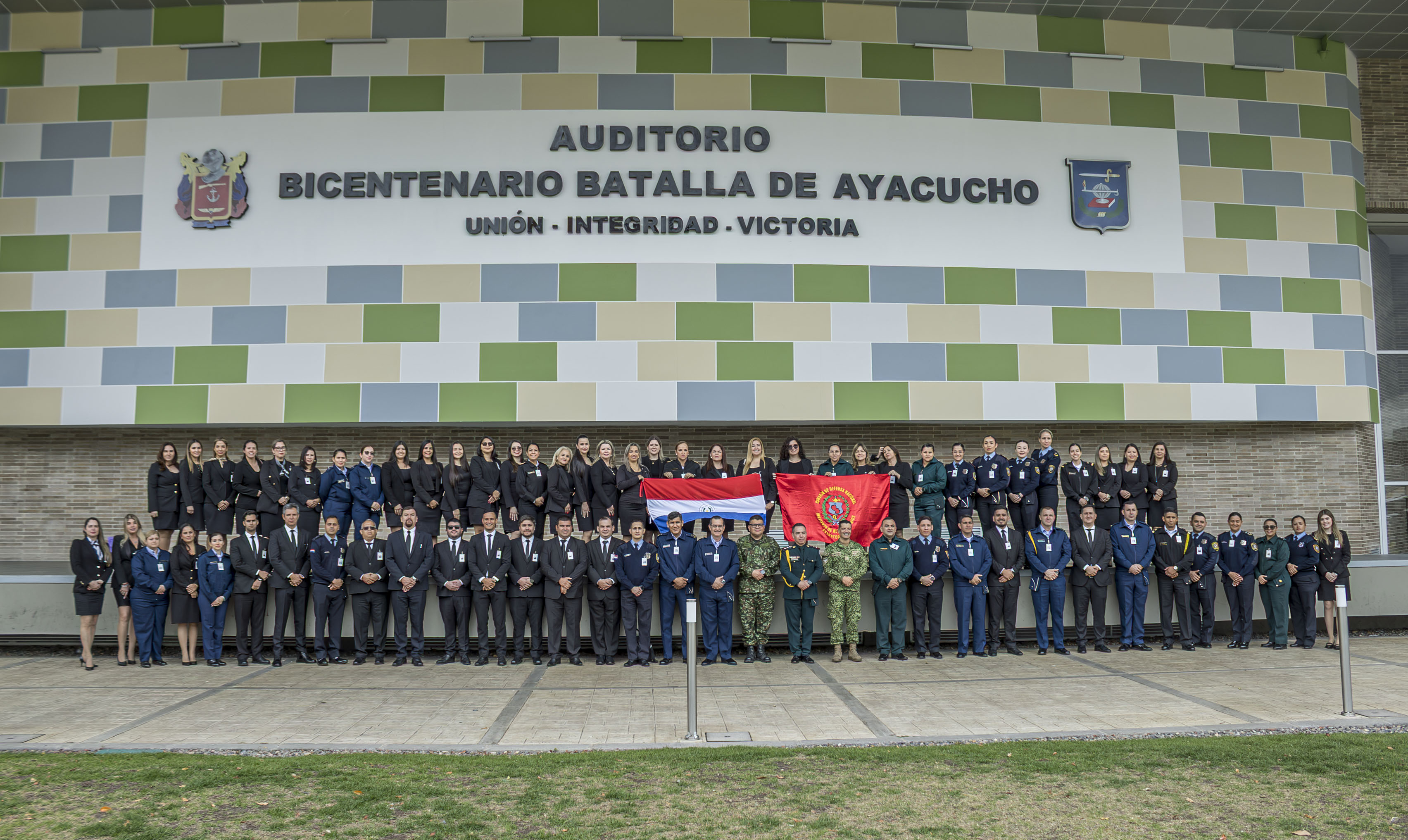 Fortaleciendo lazos estratégicos internacionales entre Colombia y Paraguay