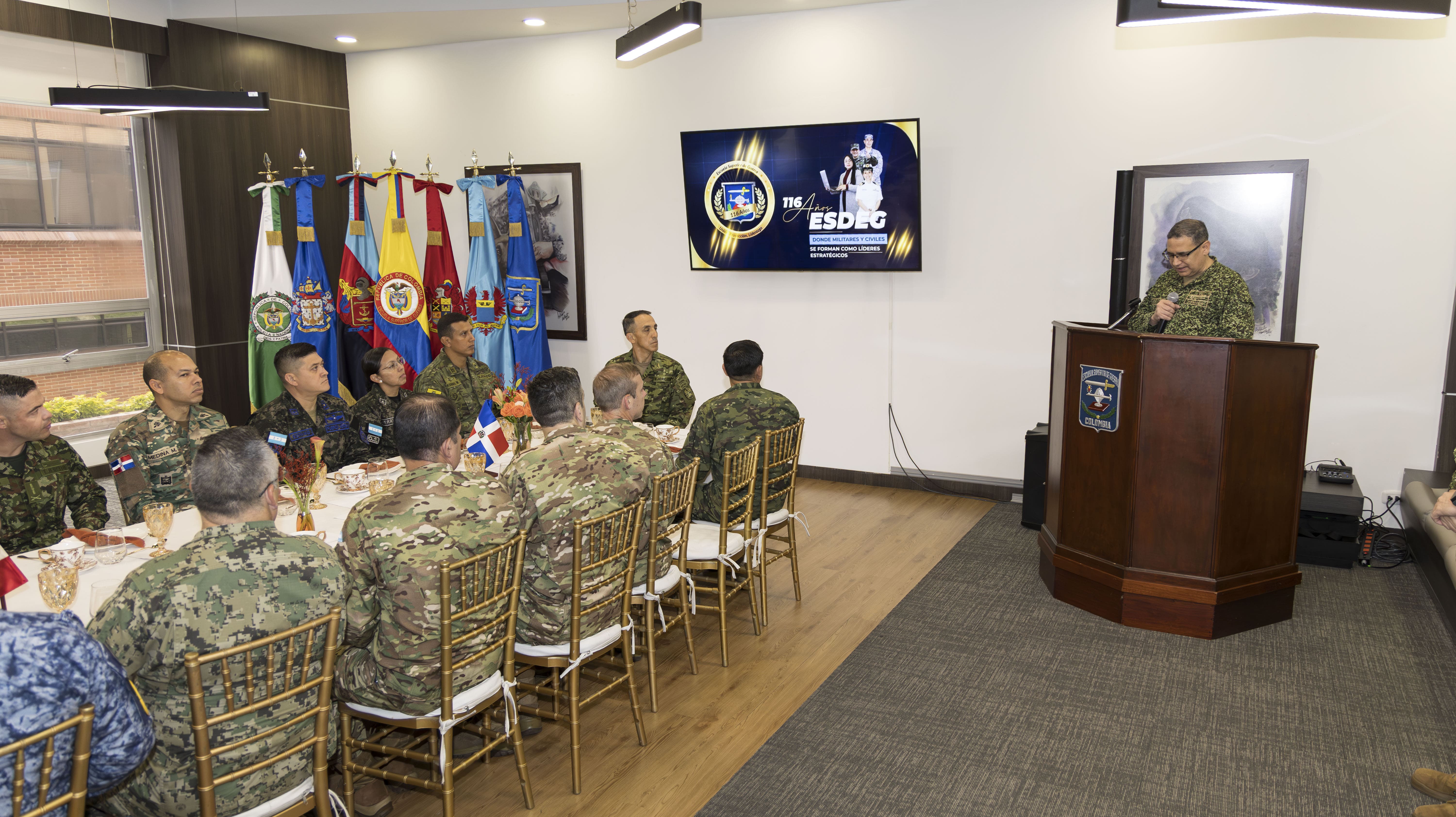 La ESDEG da la bienvenida a la comunidad académica internacional 2026