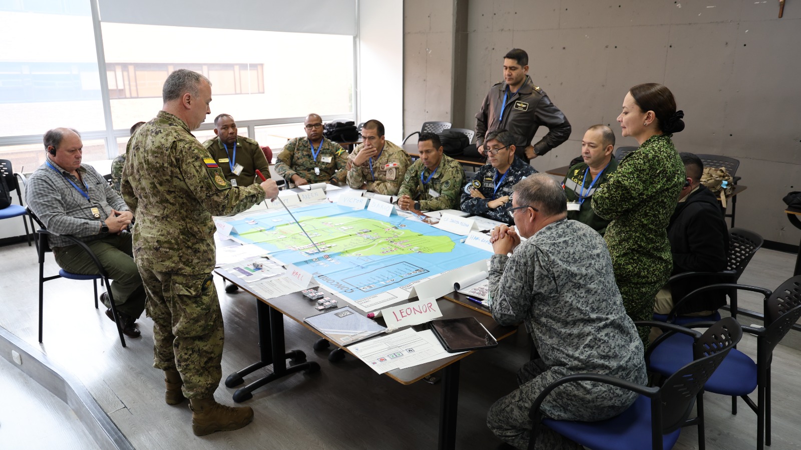 Cooperación internacional y planificación estratégica: Colombia y Canadá fortalecen la respuesta civil–militar