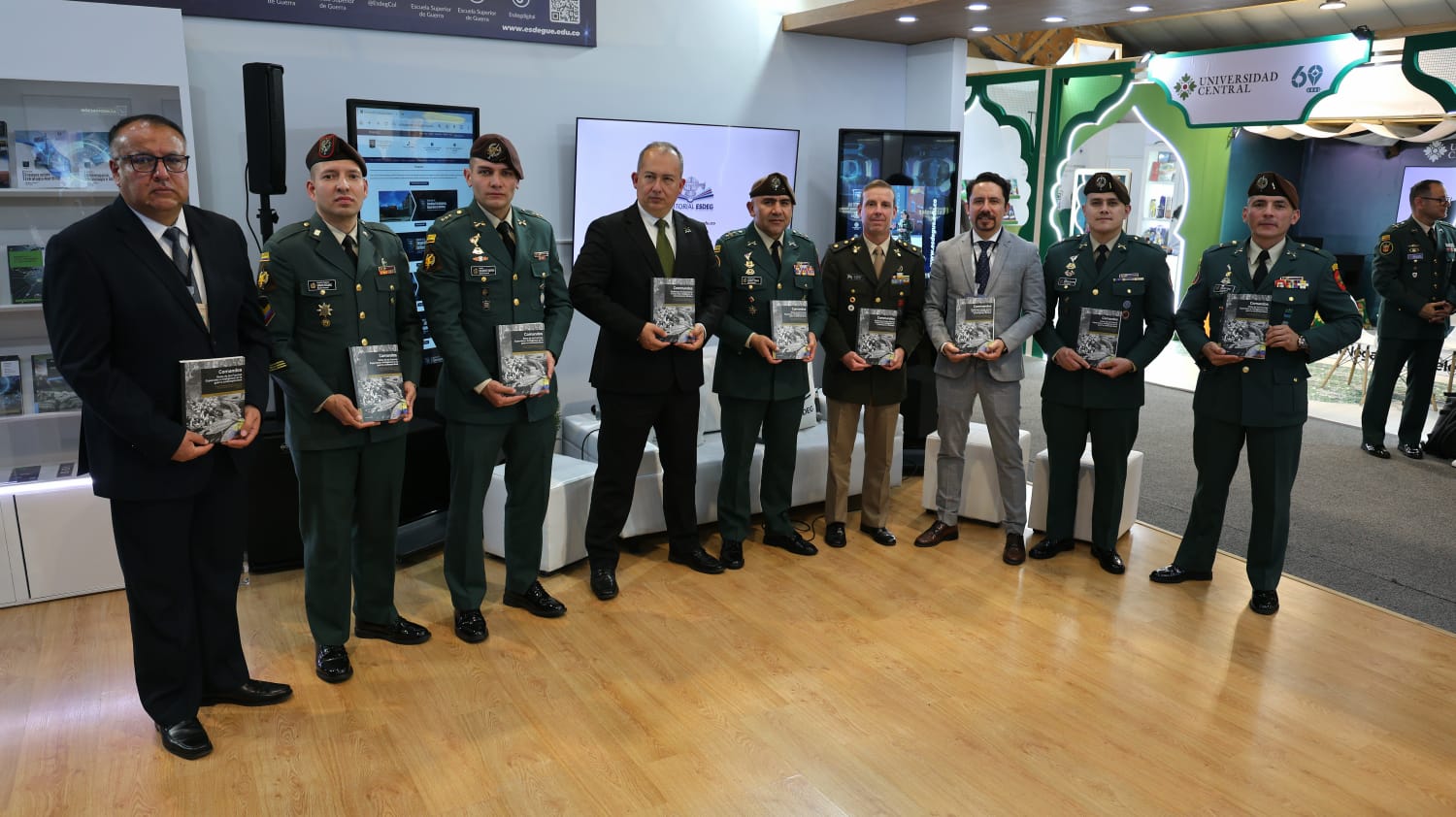 La Escuela Superior de Guerra proyecta el pensamiento estratégico colombiano al escenario global en el tercer día de la FILBo 2026