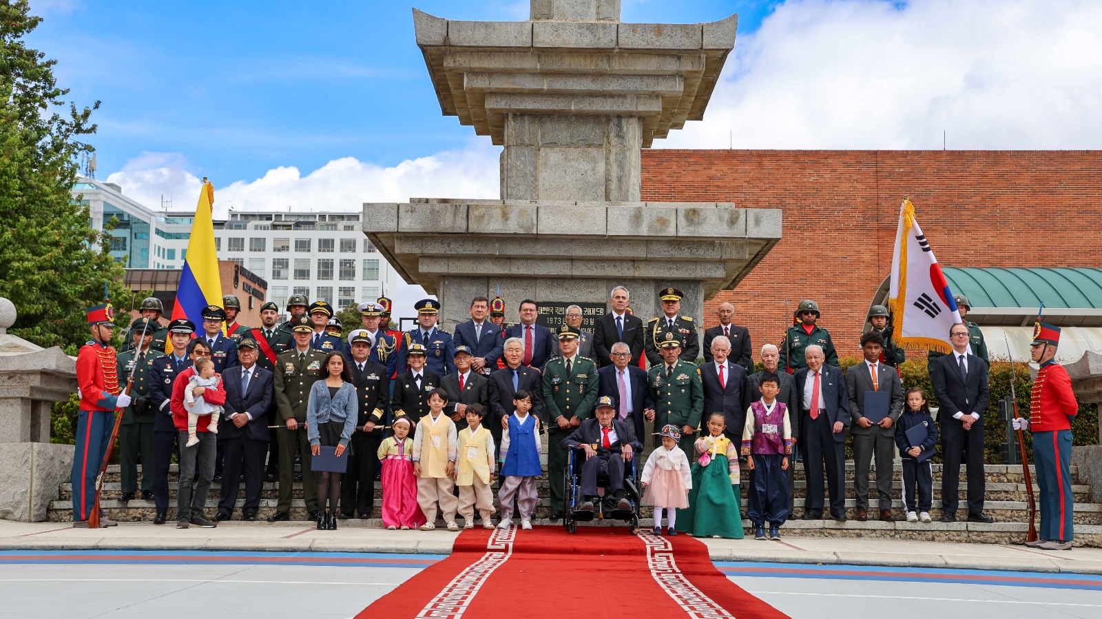 En el marco del 76.º aniversario de la Guerra de Corea, la Escuela Superior de Guerra rindió homenaje a los héroes caídos en acción