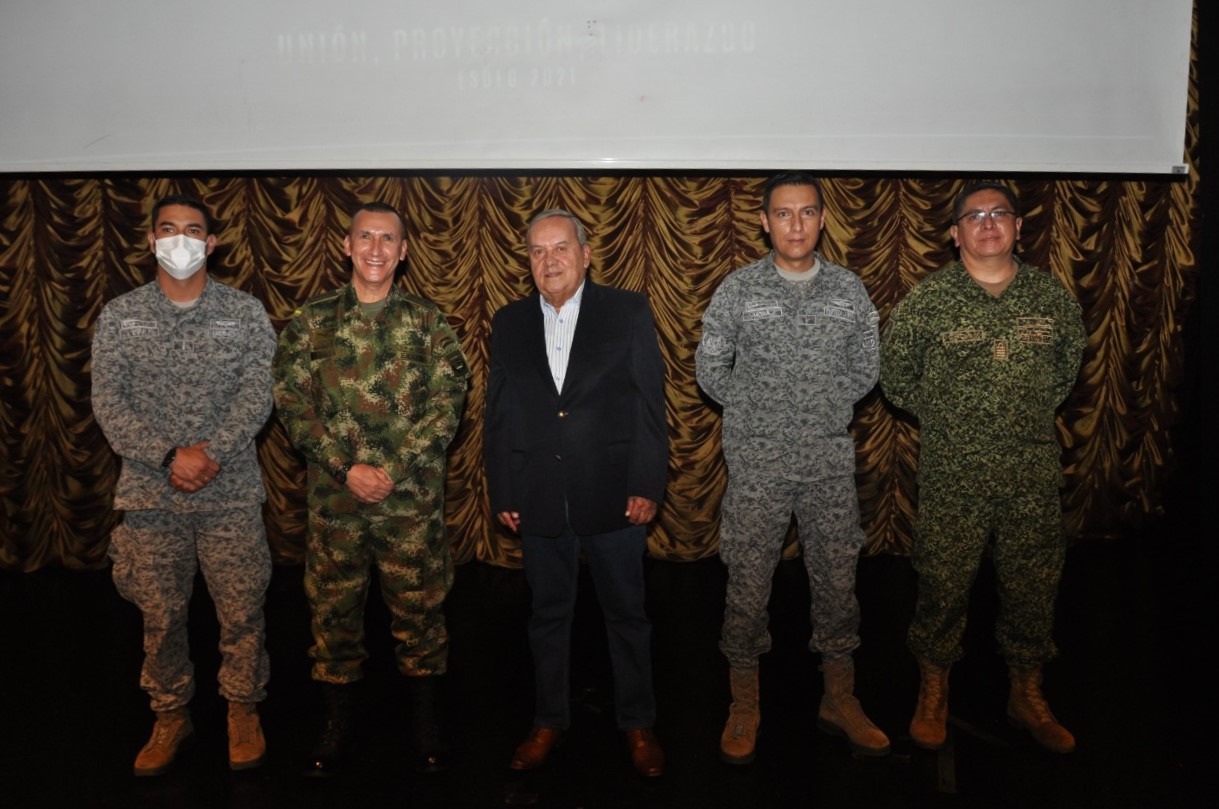 Charla de Historia Militar