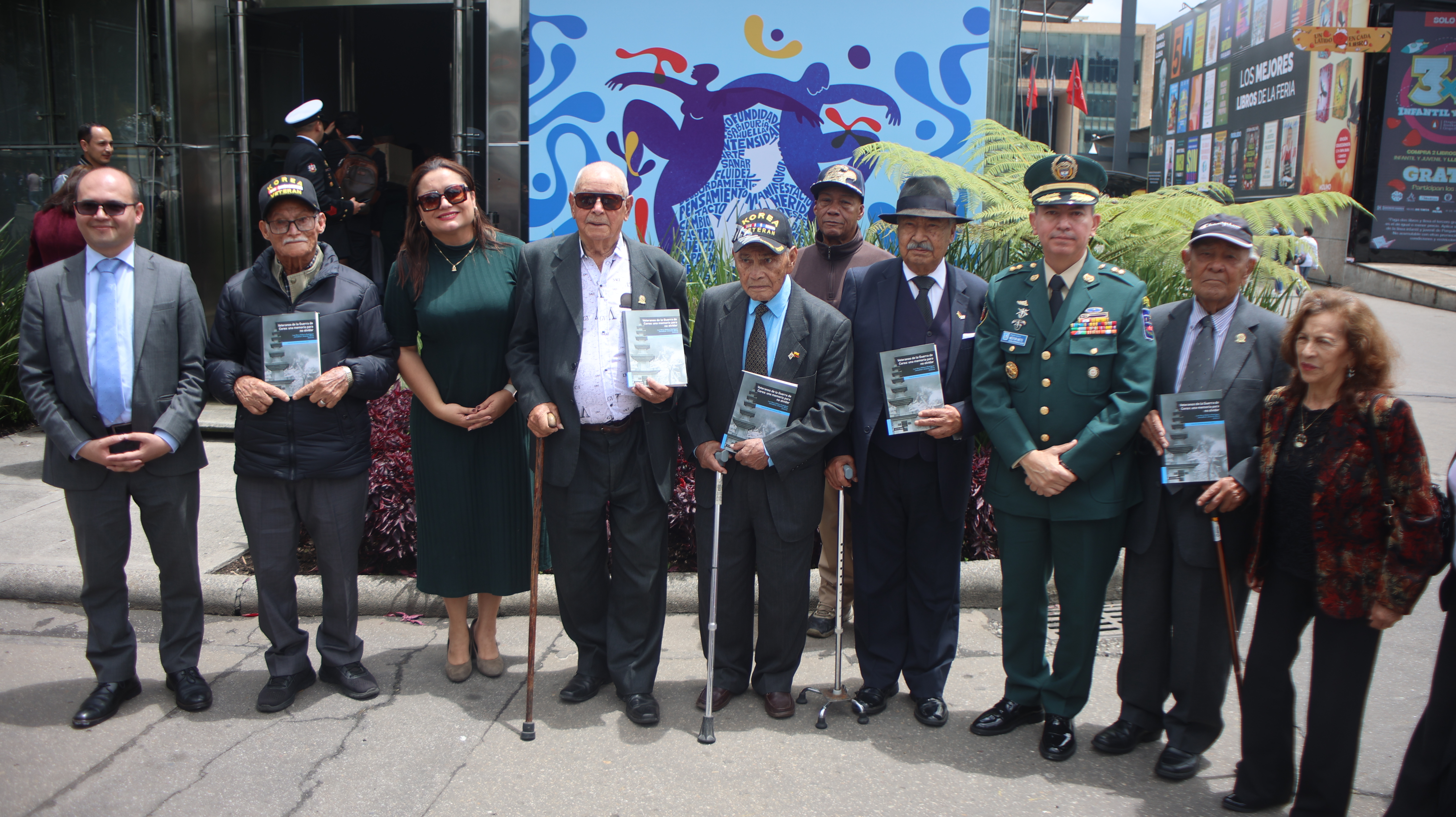 Culmina con éxito nuestra participación en la Feria Internacional del Libro de Bogotá
