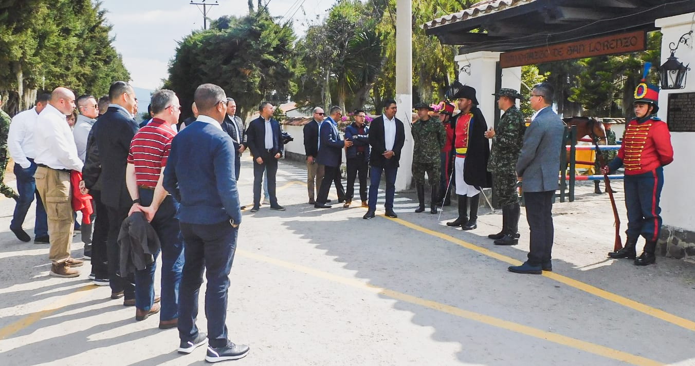 El CAEM 2024 hace un recorrido por la historia en el grupo de caballería mecanizado general silva plazas, en Duitama Boyacá. 