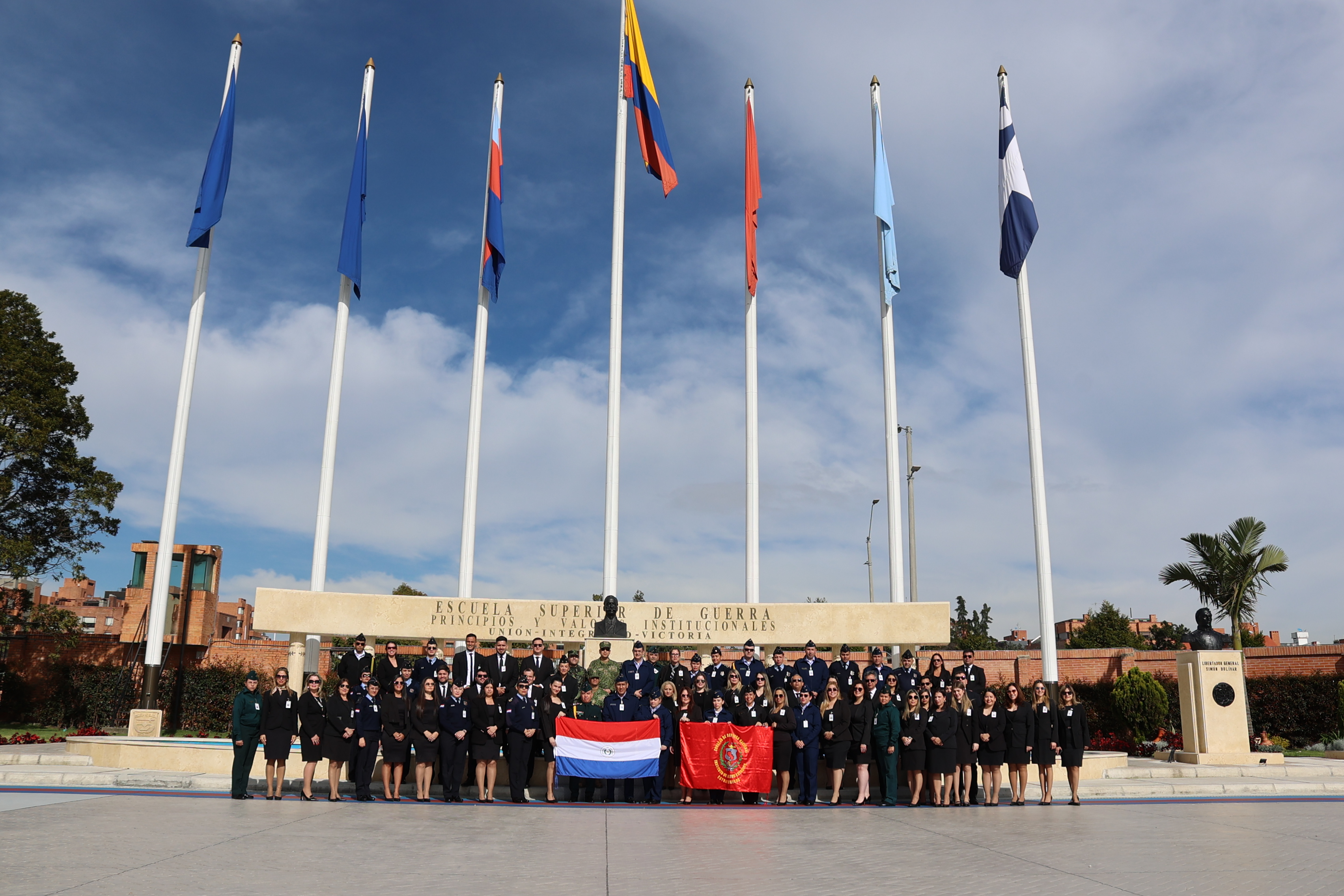 Fortaleciendo lazos estratégicos internacionales entre Colombia y Paraguay