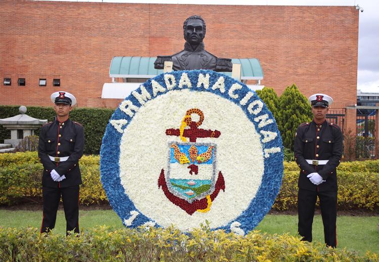 Ofrenda Floral por el Centésimo Nonagésimo Noveno Aniversario de la Armada Nacional