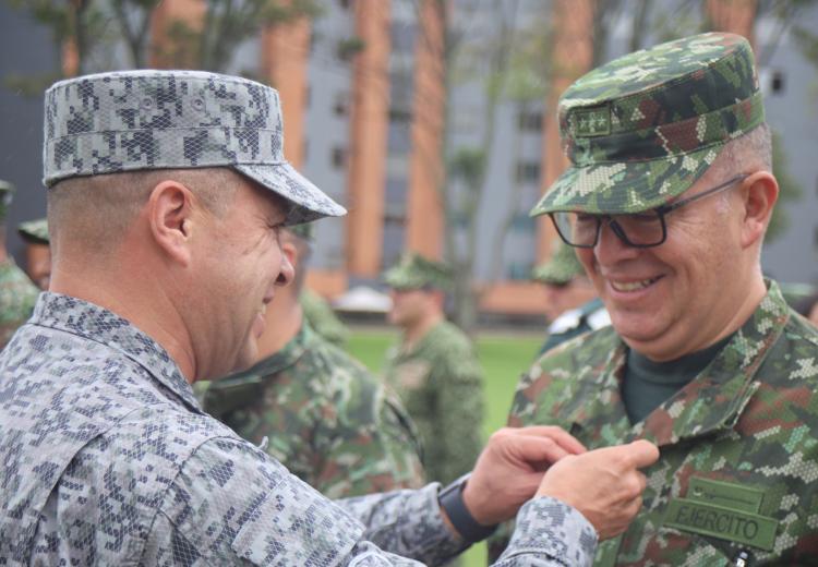 Reconocimientos y Distinciones en la Escuela Superior de Guerra: Celebración del Curso Integral de Defensa Nacional N° 50 