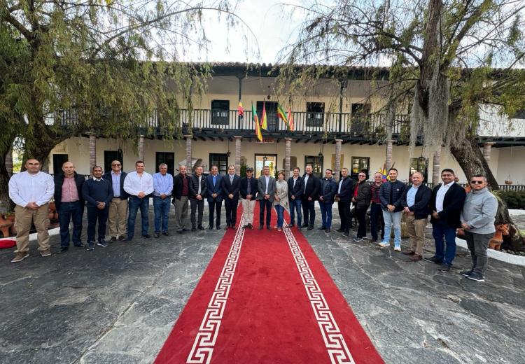 El CAEM 2024 hace un recorrido por la historia en el grupo de caballería mecanizado general silva plazas, en Duitama Boyacá. 