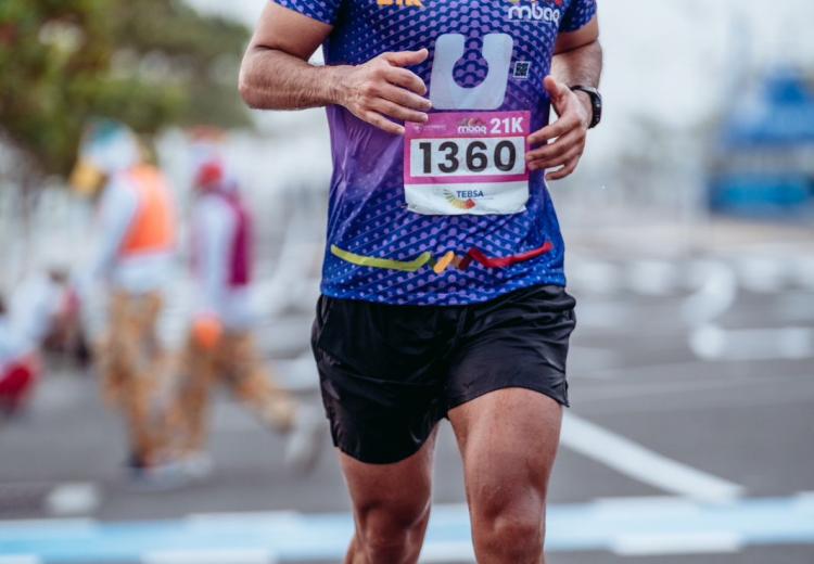 La Escuela Superior De Guerra participa en la Media Maratón de Barranquilla