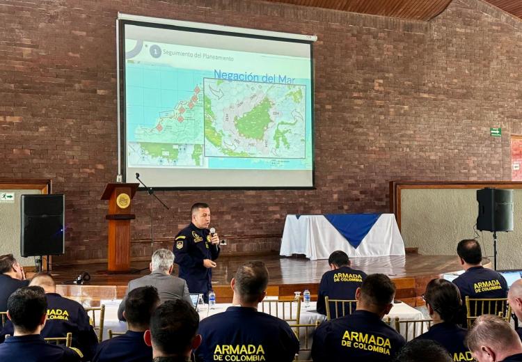 Formación Estratégica para el Liderazgo Naval del Futuro